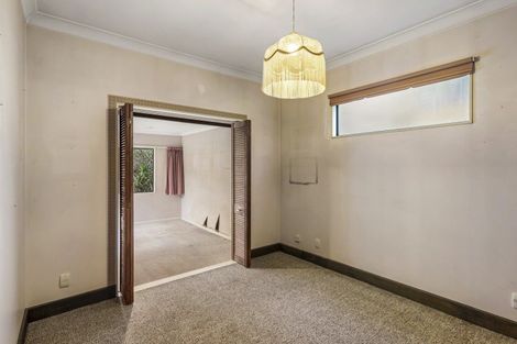 Photo of property in 23 Tennis Court Road, Raumati South, Paraparaumu, 5032