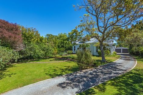 Photo of property in 52 Grey Street, Marton, 4710