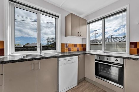 Photo of property in 1/324 Carrington Street, Vogeltown, New Plymouth, 4310