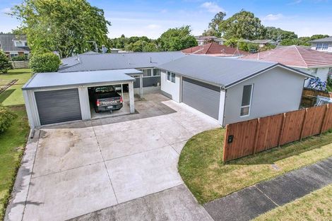 Photo of property in 27 Glen Lynne Avenue, Queenwood, Hamilton, 3210