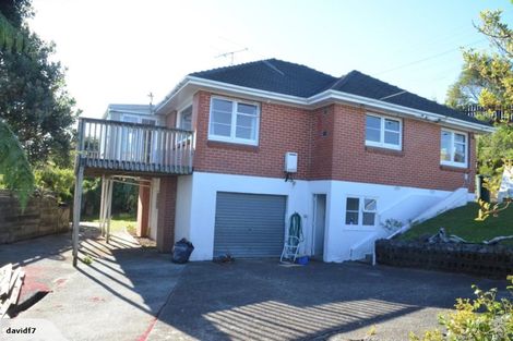 Photo of property in 5 Poto Road, Normandale, Lower Hutt, 5010