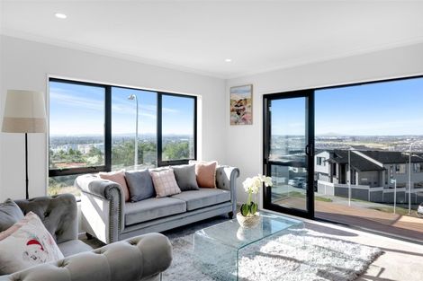 Photo of property in 12 Piki Street, Flat Bush, Auckland, 2019