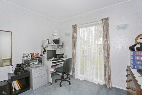 Photo of property in 5 Meadowcourt Drive, Manukau, Auckland, 2025