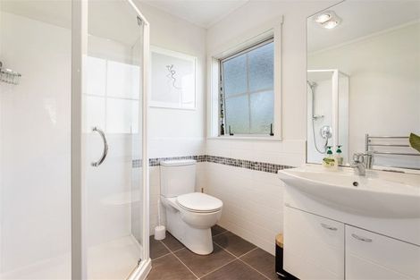 Photo of property in 135c Hutchinson Road, Helensville, 0875