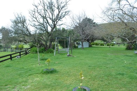Photo of property in 2966 State Highway 2, Waipukurau, 4281