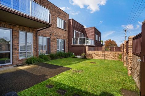 Photo of property in 5a Puka Street, Onehunga, Auckland, 1061