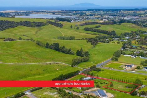 Photo of property in 167 Tara Road, Mangawhai, 0573