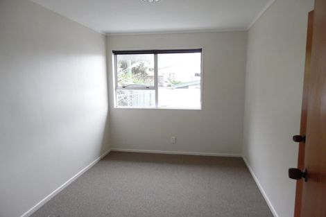 Photo of property in 2 Rajkot Terrace, Broadmeadows, Wellington, 6035