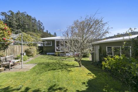 Photo of property in 9 Willis Grove, Wainuiomata, Lower Hutt, 5014
