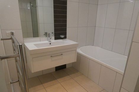 Photo of property in Bellagio Apartments, 1b/39 Taranaki Street, Te Aro, Wellington, 6011