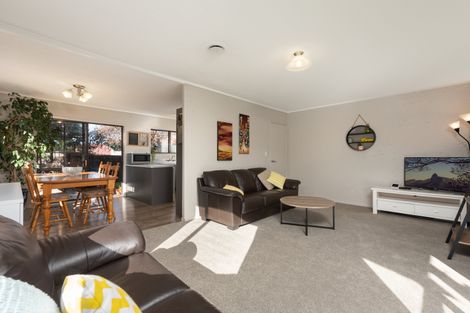Photo of property in 14 College Place, Poike, Tauranga, 3112