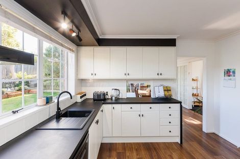 Photo of property in 35 Park View Avenue, Feilding, 4702