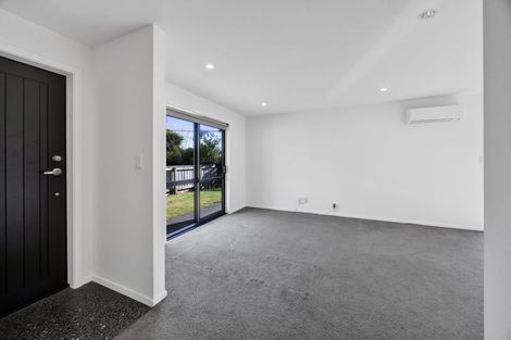 Photo of property in 8 Gladstone Street, Hawera, 4610