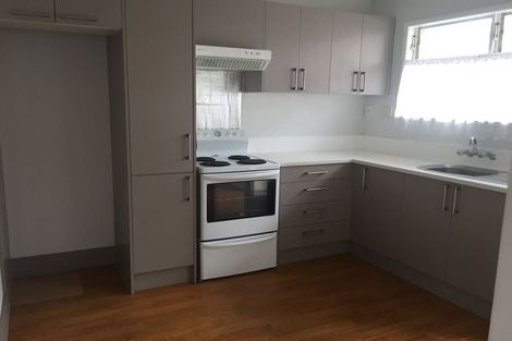 Photo of property in 43 Scenic Drive, Hillpark, Auckland, 2102