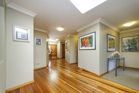 Photo of property in 14 Pastoral Lane, Hokowhitu, Palmerston North, 4410