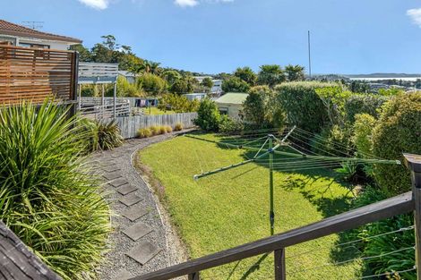 Photo of property in 93 Wade River Road, Stanmore Bay, Whangaparaoa, 0932