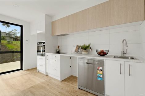 Photo of property in 122c Lancaster Road, Beach Haven, Auckland, 0626