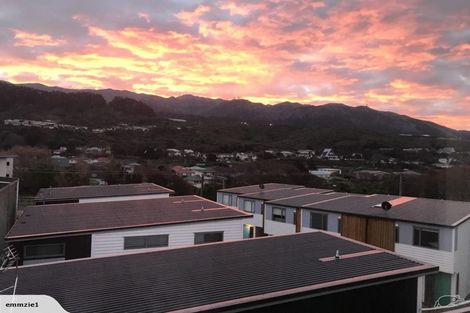 Photo of property in 1/7 Handyside Street, Tawa, Wellington, 5028