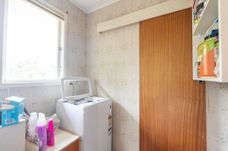 Photo of property in 72 Lethbridge Street, Feilding, 4702