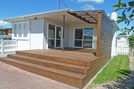 Photo of property in 14 Fairview Avenue, Feilding, 4702