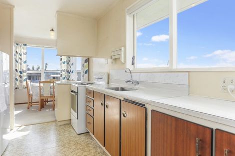 Photo of property in 3/97 Golf Road, New Lynn, Auckland, 0600
