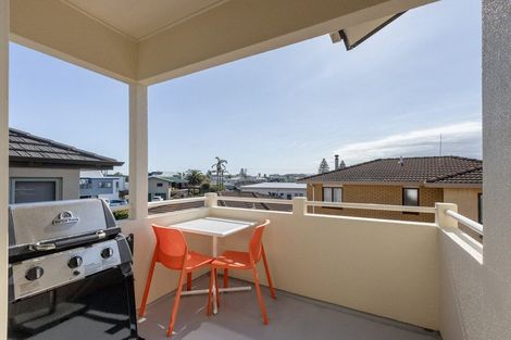 Photo of property in 2/8 Aberdeen Street, Mount Maunganui, 3116