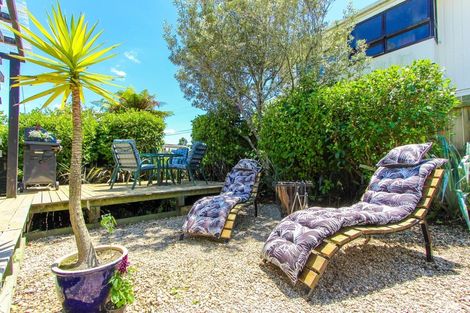 Photo of property in 1a Farnworth Avenue, Holdens Bay, Rotorua, 3010