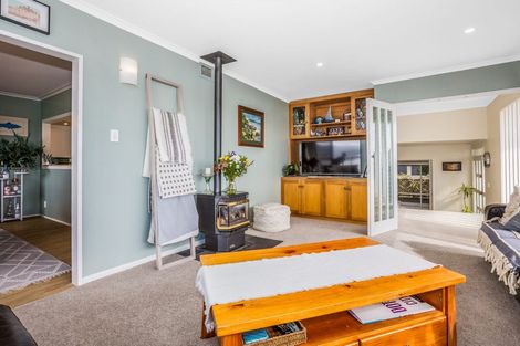 Photo of property in 11 Spinnaker Drive, Whitby, Porirua, 5024