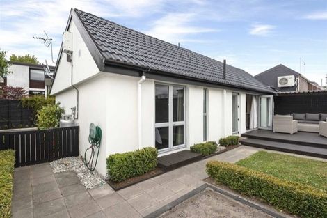 Photo of property in 3/132 Leinster Road, Merivale, Christchurch, 8014