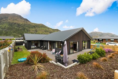 Photo of property in 1 Ashenhurst Way, Lower Shotover, Queenstown, 9304