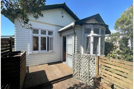 Photo of property in 7 Greenfield Street, Hector, 7822