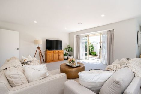 Photo of property in 12a Lucknow Road, Havelock North, 4130