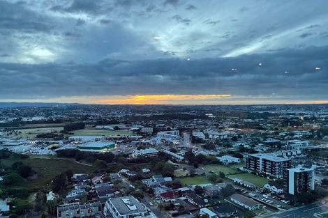Photo of property in Sentinel Apartments, 2703/3 Northcroft Street, Takapuna, Auckland, 0622
