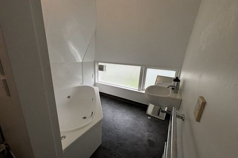 Photo of property in 28 Koromiko Road, Aro Valley, Wellington, 6012