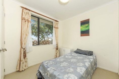 Photo of property in 12a Wordsworth Road, Manurewa, Auckland, 2102
