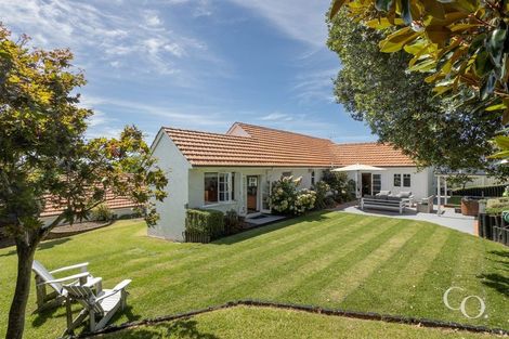 Photo of property in 15 Otumoetai Road, Judea, Tauranga, 3110