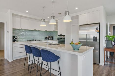 Photo of property in 13 Tuhua Close, Wharewaka, Taupo, 3330