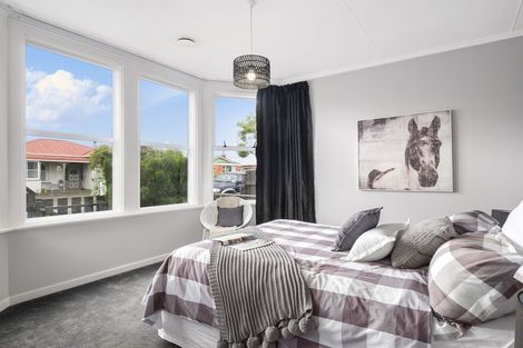 Photo of property in 256 Oxford Street, South Dunedin, Dunedin, 9012