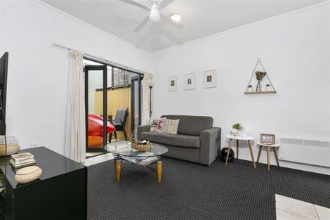 Photo of property in 1f/10 Crummer Road, Grey Lynn, Auckland, 1021