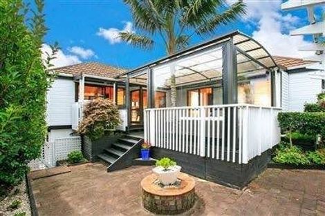 Photo of property in 2/18 Long Bay Drive, Torbay, Auckland, 0630