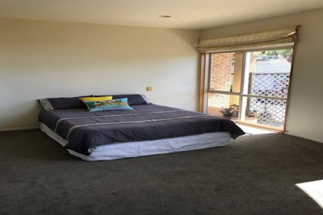 Photo of property in 4 Adelie Place, Murrays Bay, Auckland, 0630