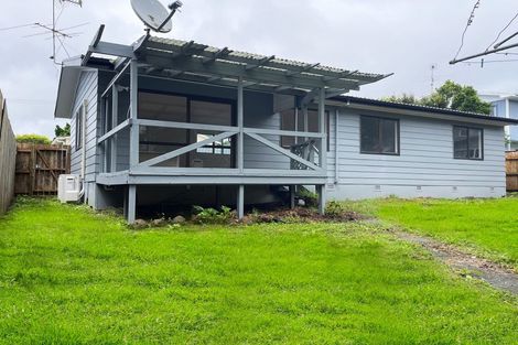 Photo of property in 1/134 Mcleod Road, Te Atatu South, Auckland, 0610