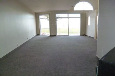 Photo of property in 427 Marine Parade, Napier South, Napier, 4110