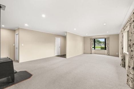 Photo of property in 77 Reading Street, Greytown, 5712