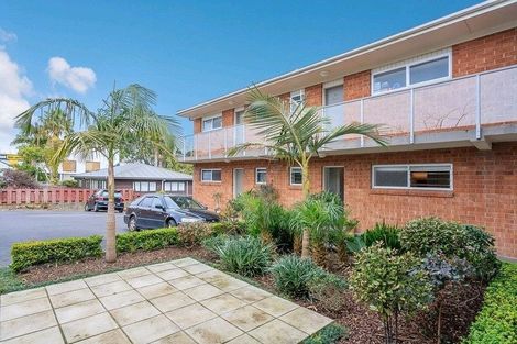 Photo of property in 40 Albert Road, Devonport, Auckland, 0624