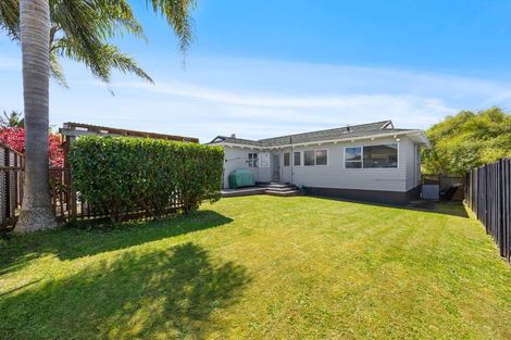Photo of property in 5 Harford Place, Pakuranga Heights, Auckland, 2010