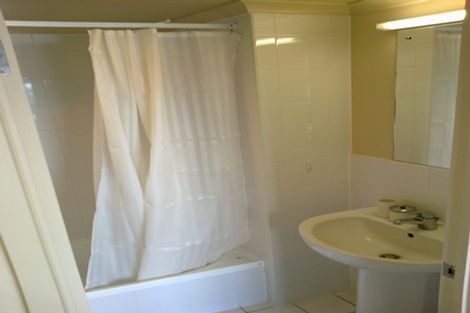 Photo of property in The Rennaissance, 5e/18 Ronwood Avenue, Manukau, Auckland, 2104