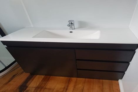 Photo of property in 66 Sherwood Avenue, Te Atatu South, Auckland, 0610