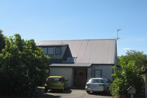 Photo of property in 5 Hamish Place, Westmorland, Christchurch, 8025