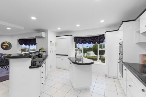 Photo of property in 12 Lindis Lane, Kelson, Lower Hutt, 5010